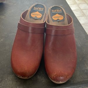 Swedish Hasbeens Clogs